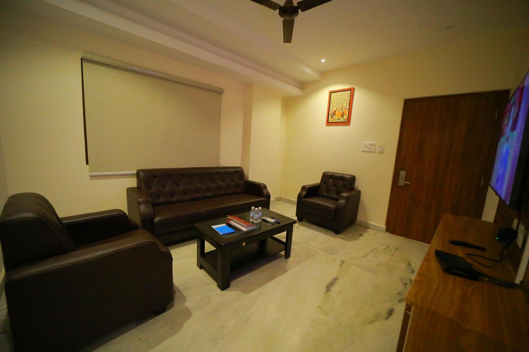 Dhruv Elite And Banquets Hotel Hyderabad Exterior photo
