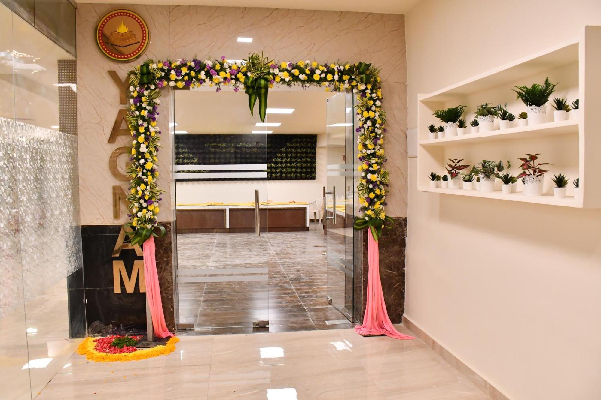 Dhruv Elite And Banquets Hotel Hyderabad Exterior photo